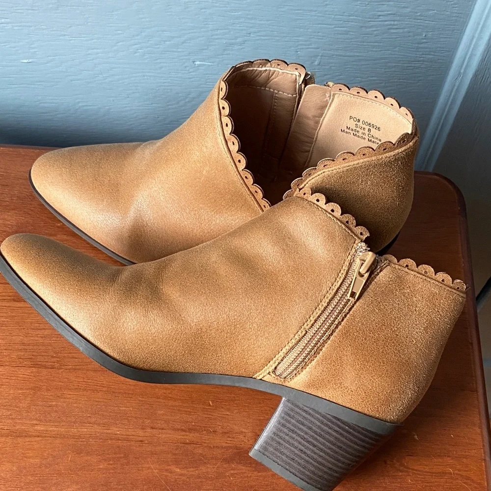 Journee Collection Tan Scalloped Ankle Booties
